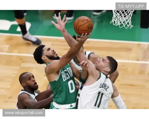 斯科蒂·巴恩斯挡拆造杀伤效率提升显著超过队内外线伙伴