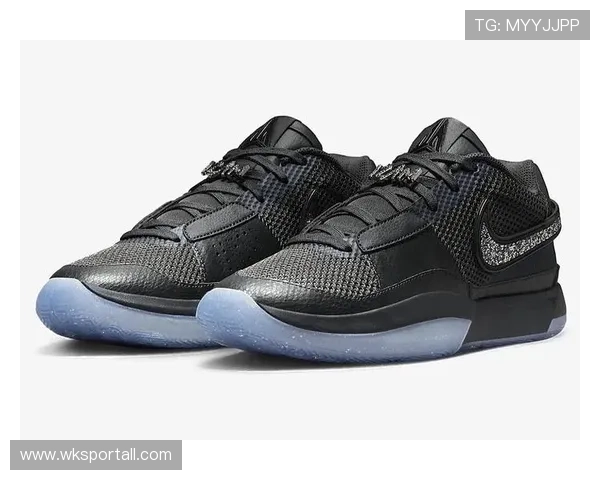 莫兰特家里那个镶满钻的篮球架，真是他自己天天练用的？